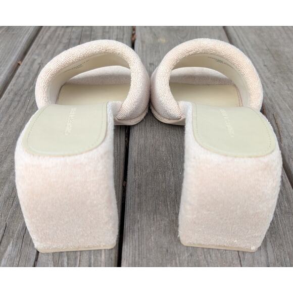 Charles & Keith Loey Textured Curved-Heel Mules Beige Women's 8.5 (39) - Picture 7 of 11